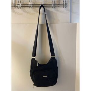 Baggallini black crossbody Wallet Built in Zippers Nylon Bag 10x9"